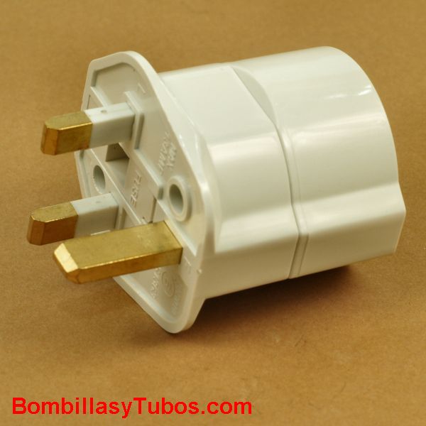 Adaptador enchufe Ingles-Europeo. Incorpora fusible- Bombillasytubos